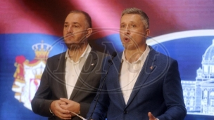Vučićeva ostavka, prelazna Vlada